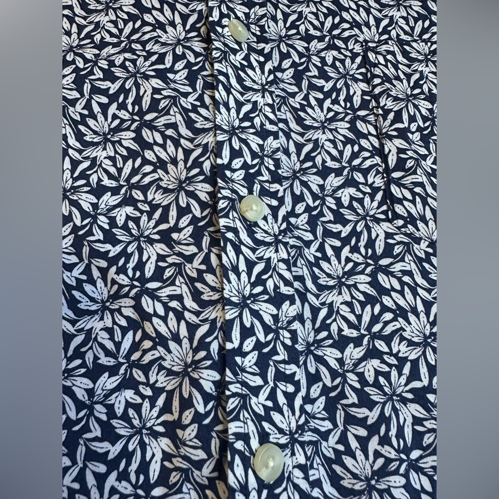 Roundtree & Yorke Blue and White Floral Casual Button Down Shirt Men’s XL - Picture 3 of 6